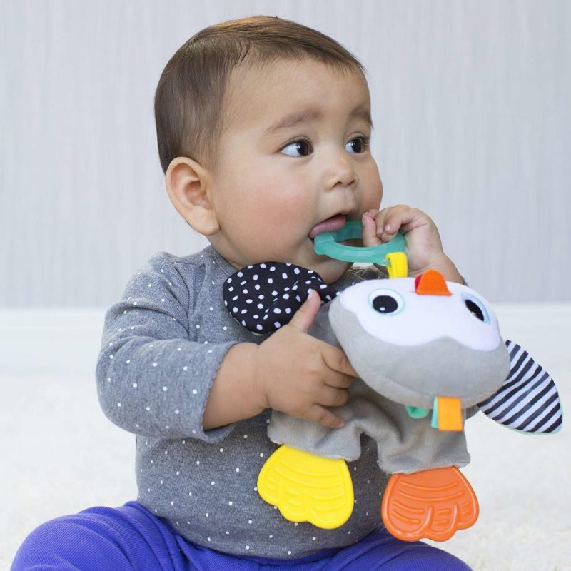 Dentifrici | Cuddly Teether  Personaggio Pinguino  3 Posti Morbidi per Mordere per Lenire le Gengive Dolenti  Silicone Senza BPA  Texture di Tessuto Morbido da Esplorare  Suoni Crackle da Scoprire  Per Bambini 0M+