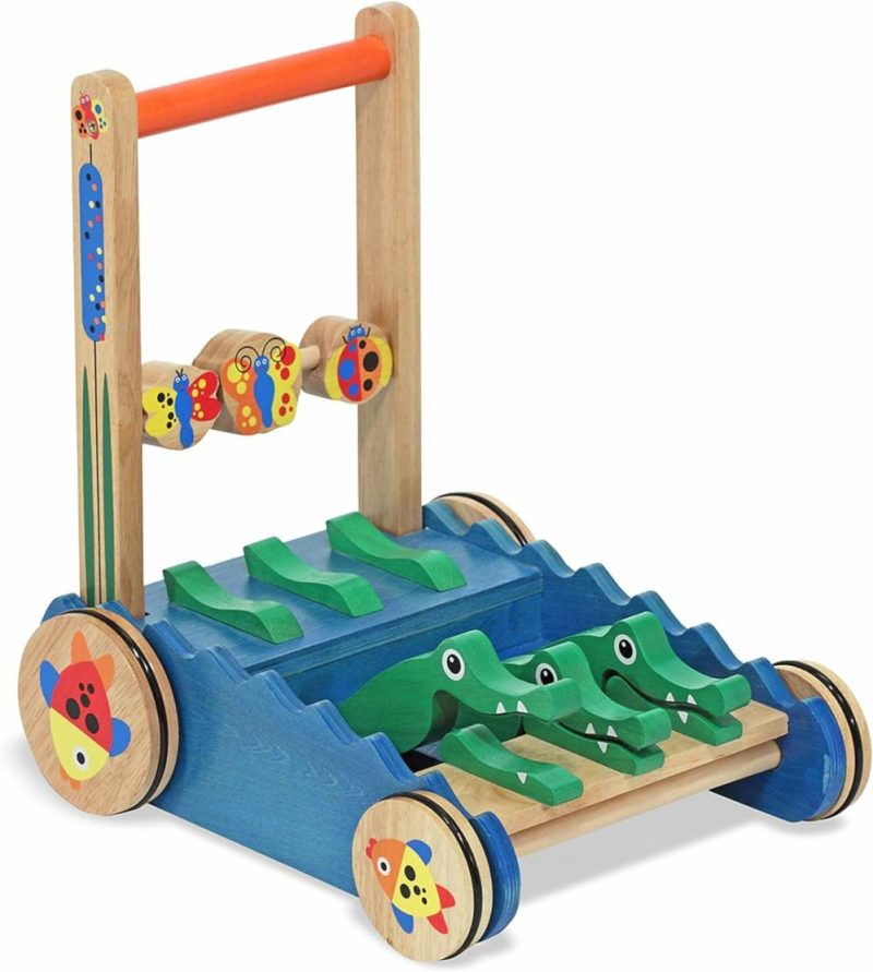 Giocattoli a spingere e trascinare | Deluxe Chomp And Clack Alligator Push Toy And Activity Walker – Wooden Baby Push Walker For Ages 1+ 
Deluxe Chomp And Clack Coccodrillo Giocattolo A Spinta E Passeggino Attivo – Passeggino A Spinta In Legno Per Bambini Dalla 1 Anno In Su