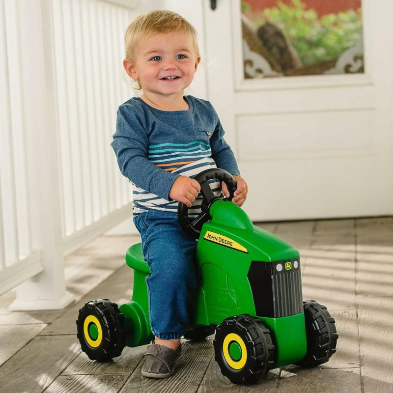 Giocattoli a spingere e trascinare | John Deere Sit ‘N Scoot Trattore Gioco – Giocattolo a Pedali per Bambini – Giocattoli Trattore John Deere per Bambini – 20 x 9.8 x 16.15 Pollici – Verde – Età 2 Anni E Più