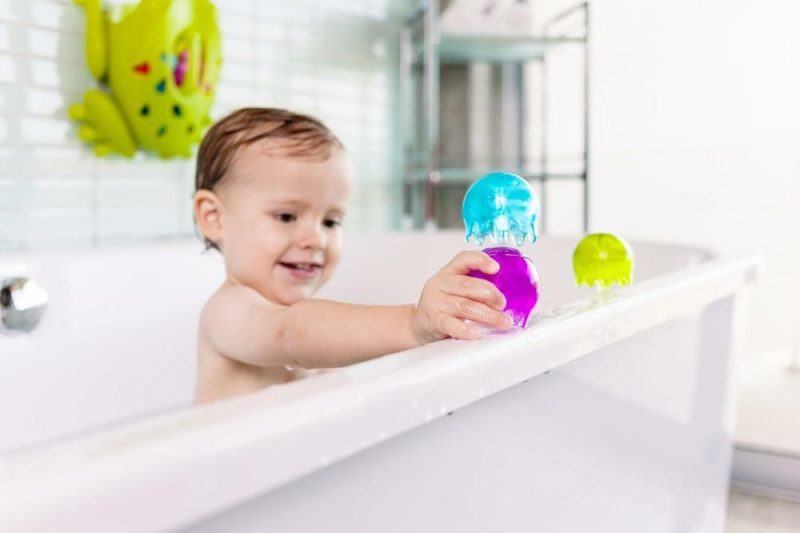 Giocattoli da bagno | Giocattoli da bagno a ventosa in gelatina – Giocattoli sensoriali per bambini in bagno – Giocattoli a ventosa di meduse per il bagno – Colorati – Giocattoli da bagno per bambini e bambini – 9 pezzi – Età 12 mesi e oltre