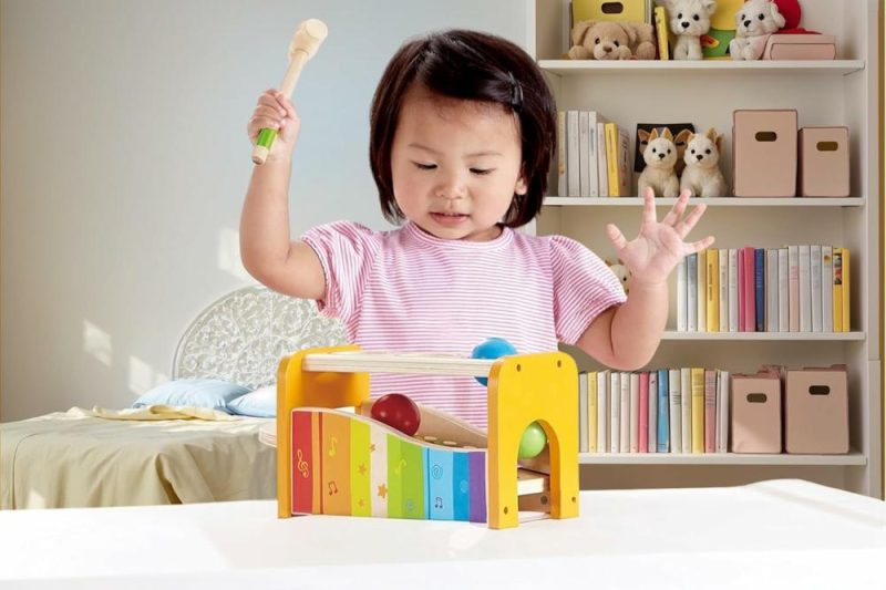 Hammering & Pounding Toys | Panchina a Punteggio con Xilofono a Scivolo – Giocattolo Musicale Resistente in Legno per Bambini Vinti da Premi, Giallo